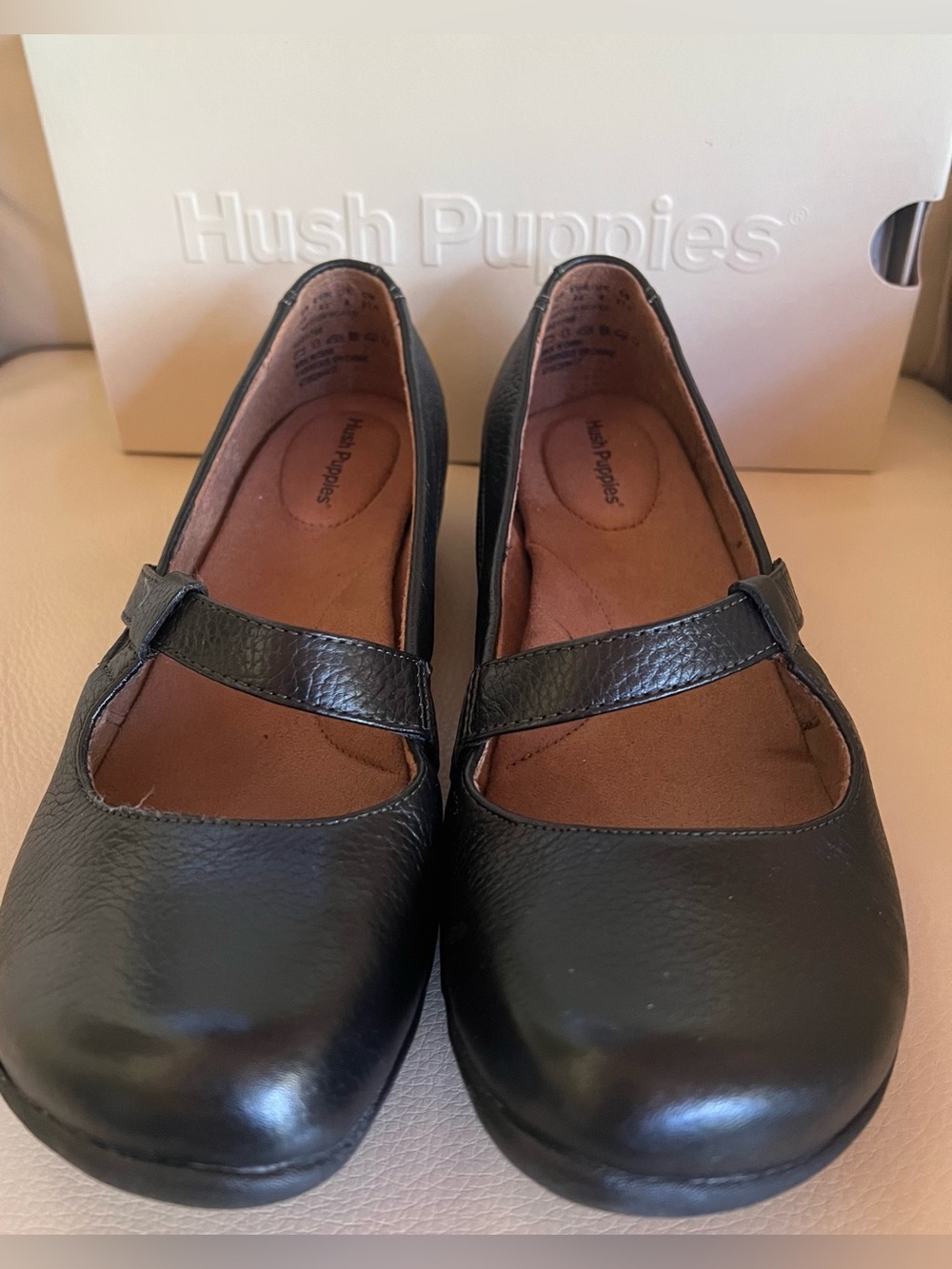 Hush Puppies Azune H501708 Black Leather Mary Jane Flats Women's Size 10 NIB